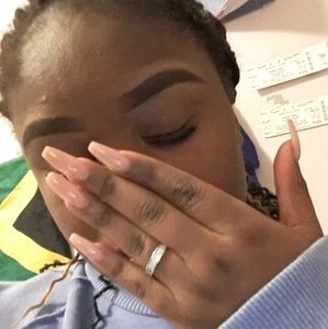 Meet your Posher, Amaree